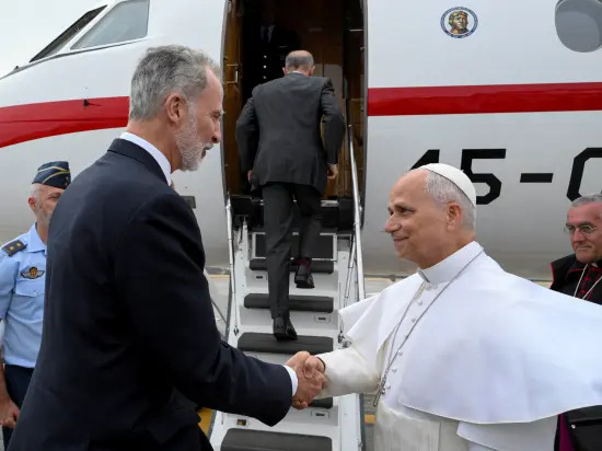 Le roi d’Espagne vient en aide au Pape
