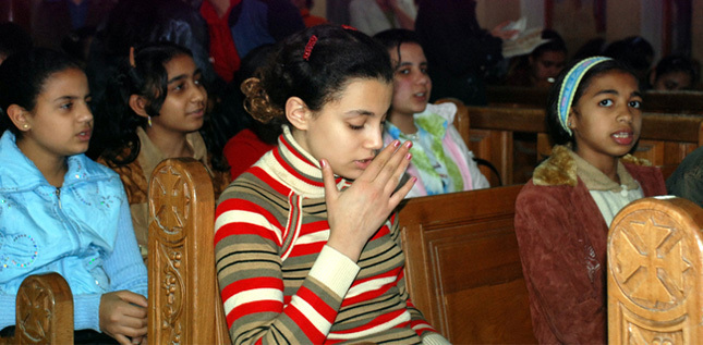 Égypte : Blessures et arrestations suite à une attaque contre une église